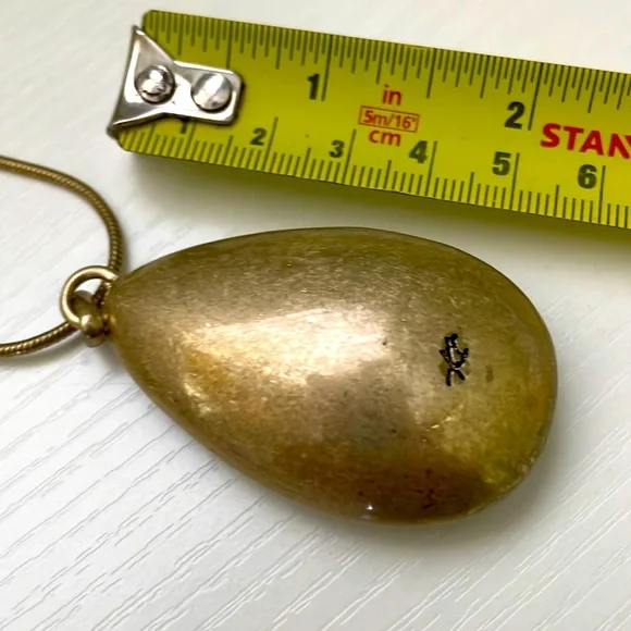 Kenneth Cole Gorgeous teardrop pendant Necklace - Picture 3 of 5